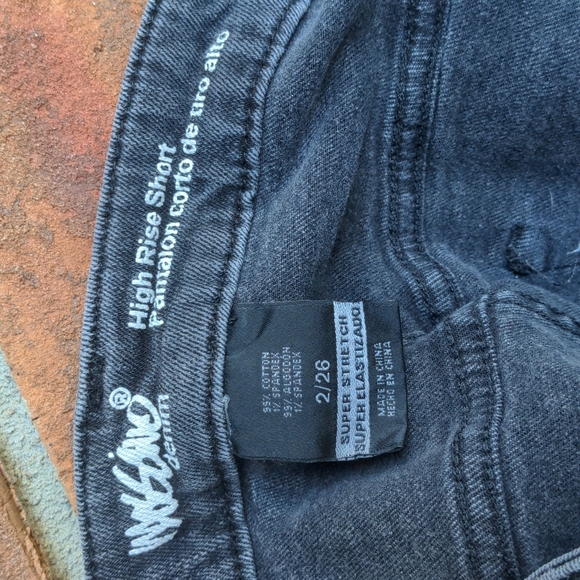 Mossimo denim High Rise Short 2/26 - Picture 3 of 3